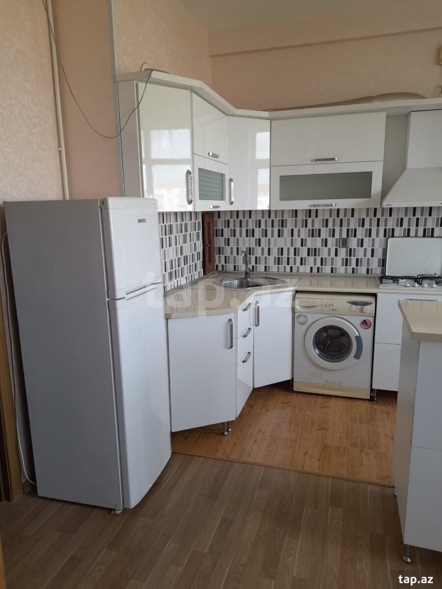 2 otaqlı mənzil satılır, Bakı