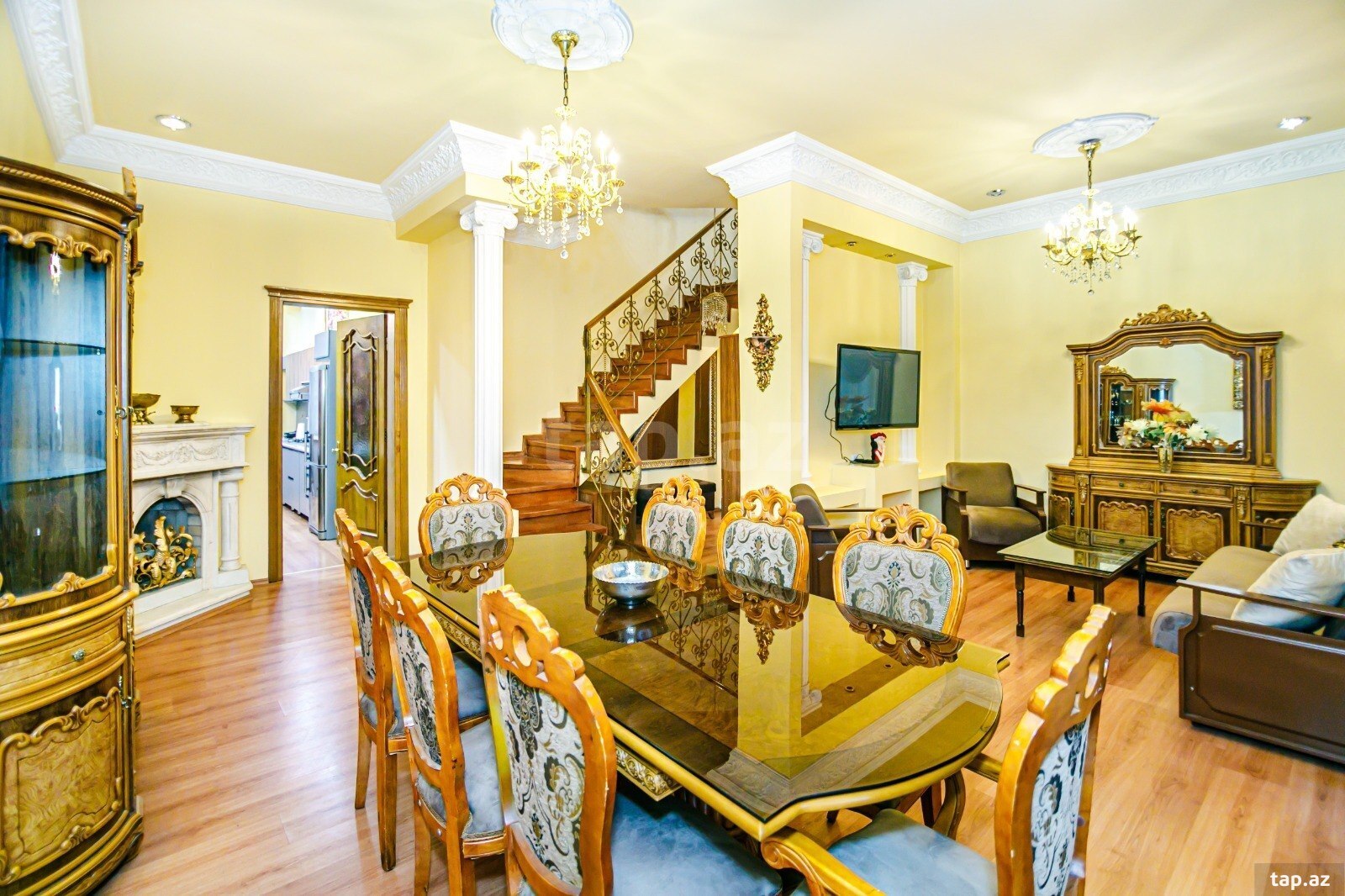 4-otaqlı mənzil kirayə verilir, 28 May küç., 140 m²