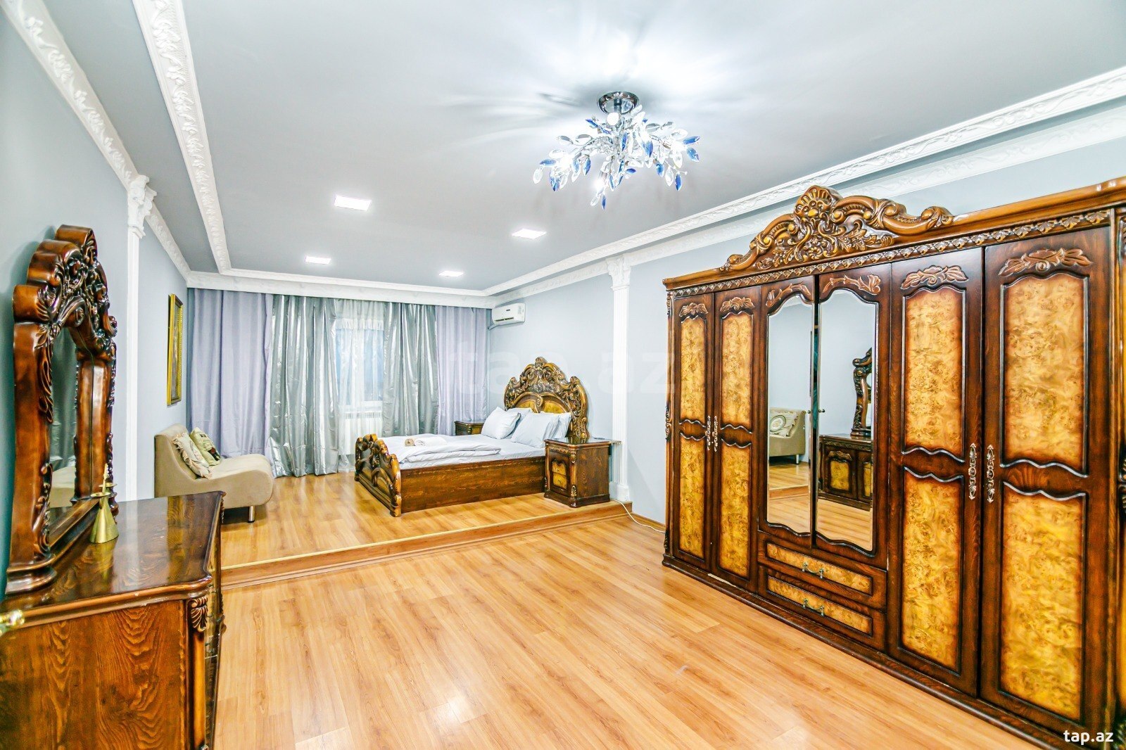 4-otaqlı mənzil kirayə verilir, 28 May küç., 140 m²