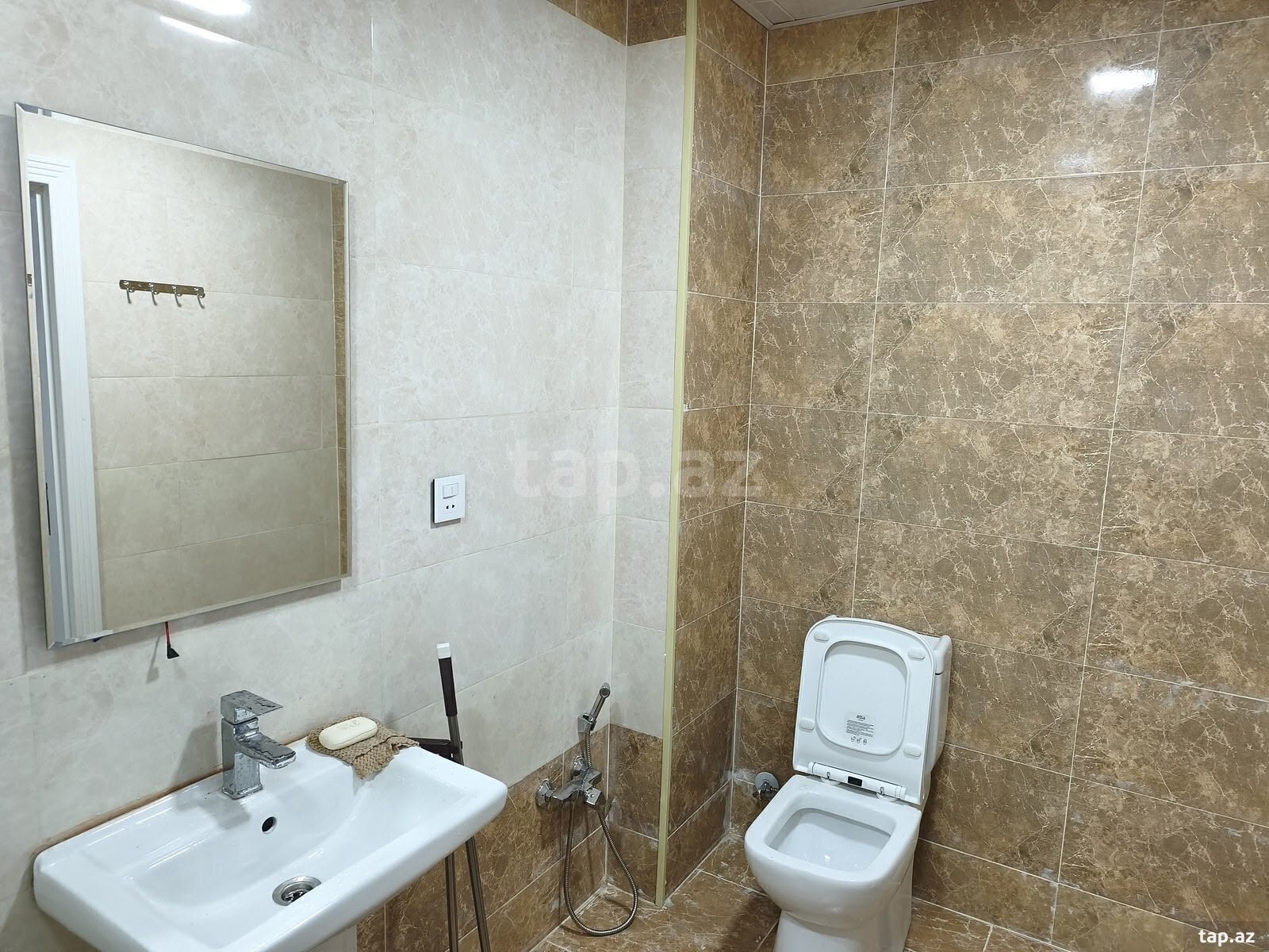2-otaqlı yeni tikili kirayə verilir, Saray qəs., 60 m²
