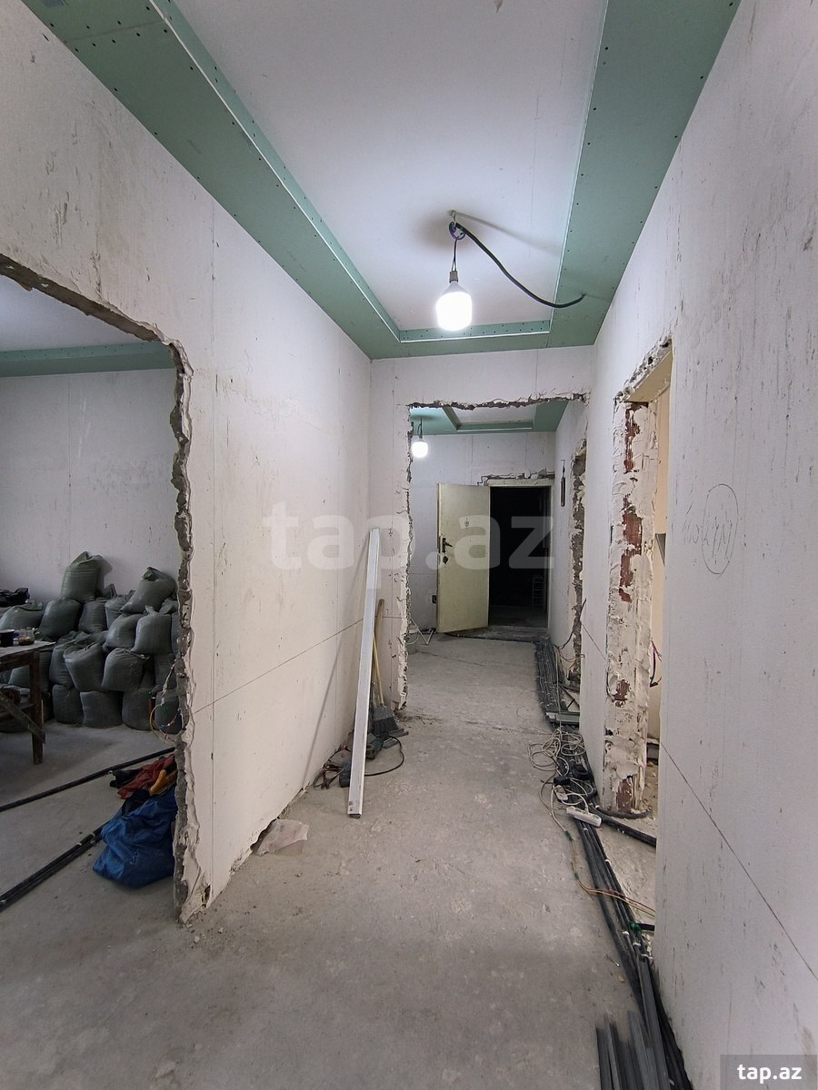 5-room apartment for sale, Baku