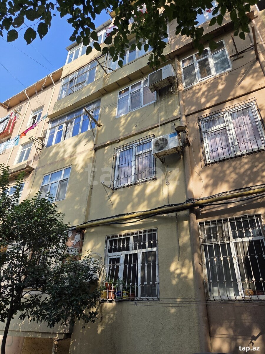 2 otaqlı mənzil satılır, Bakı
