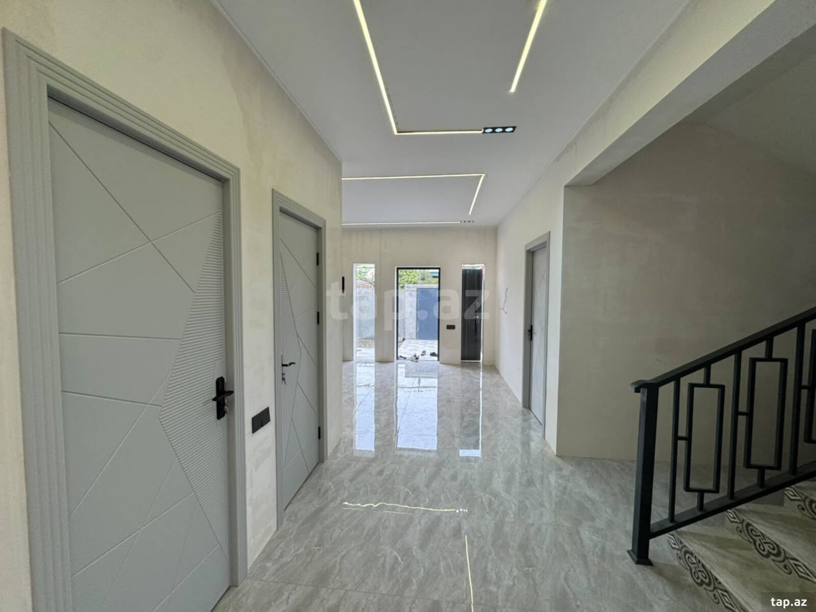 Həyət evi kirayə verilir, Mingəçevir ş.