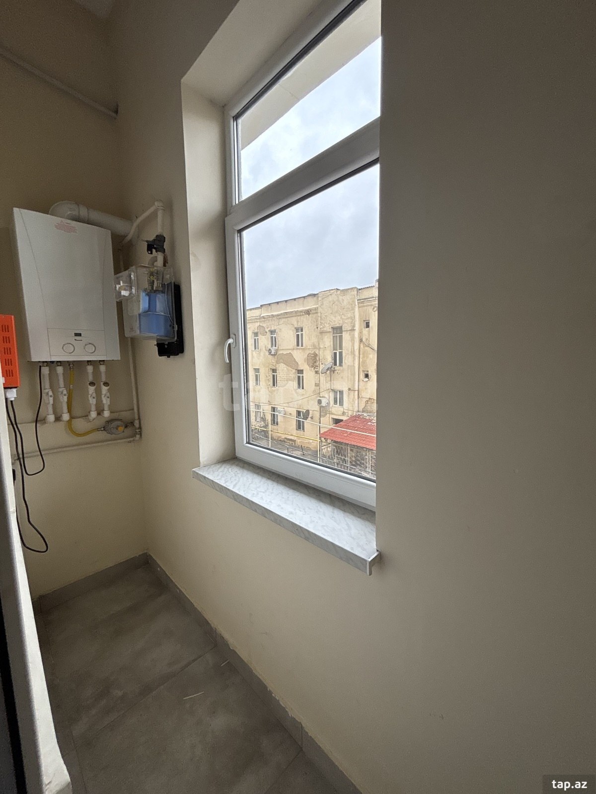 2-otaqlı yeni tikili kirayə verilir, Binəqədi r., 60 m²