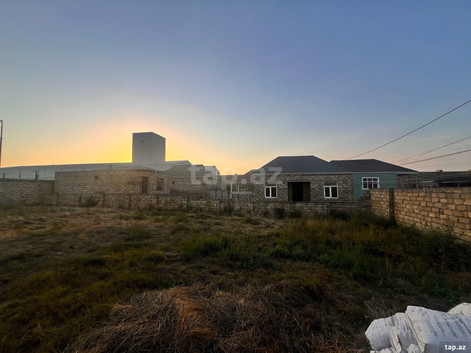 Land for sale, Baku