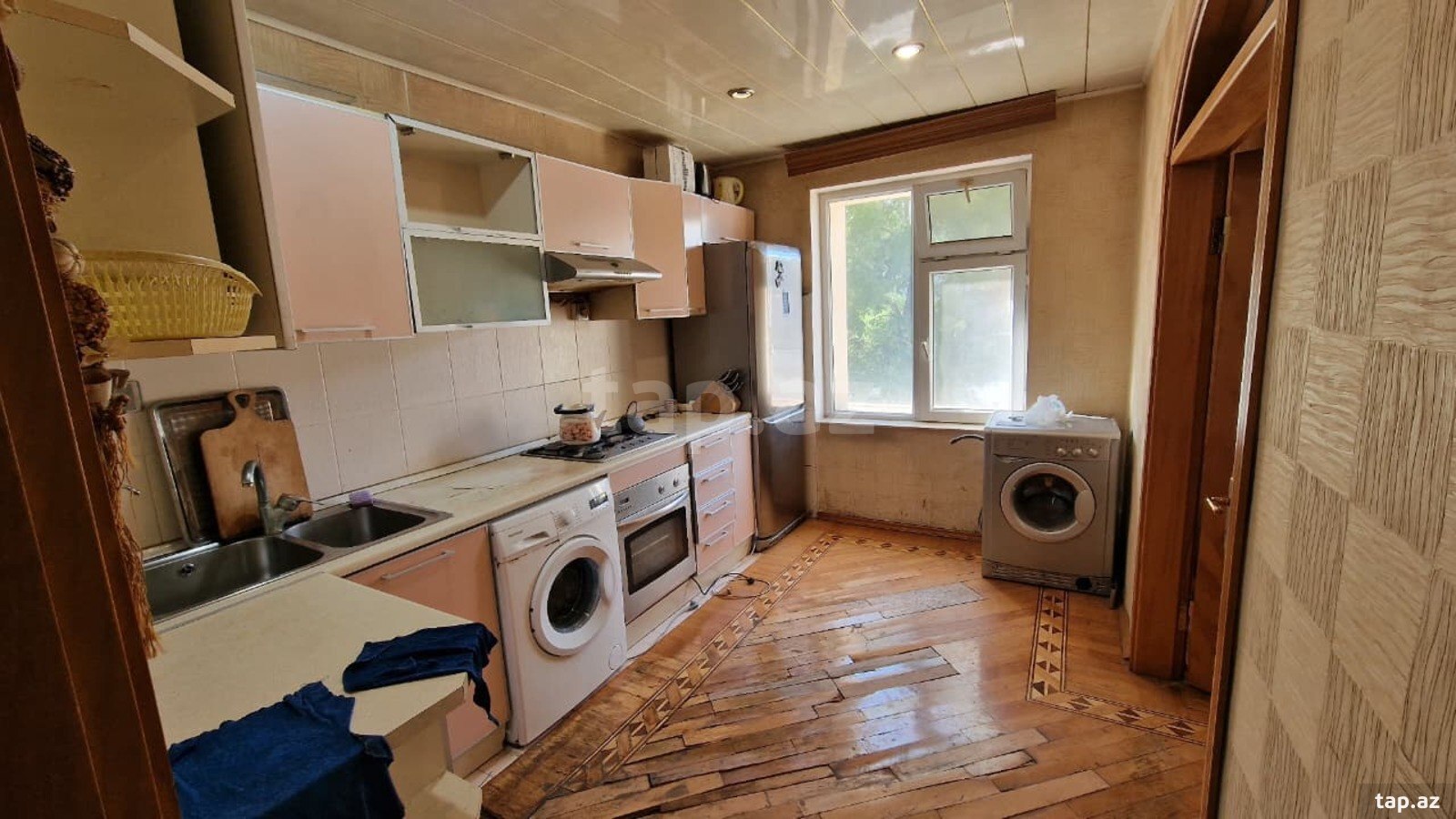3-otaqlı mənzil, İnşaatçılar pr., 70 m²