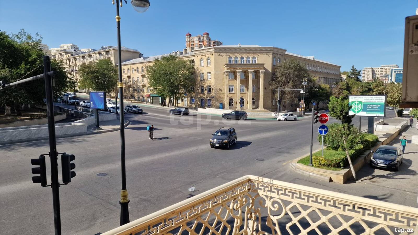 3-otaqlı mənzil, İnşaatçılar pr., 70 m²