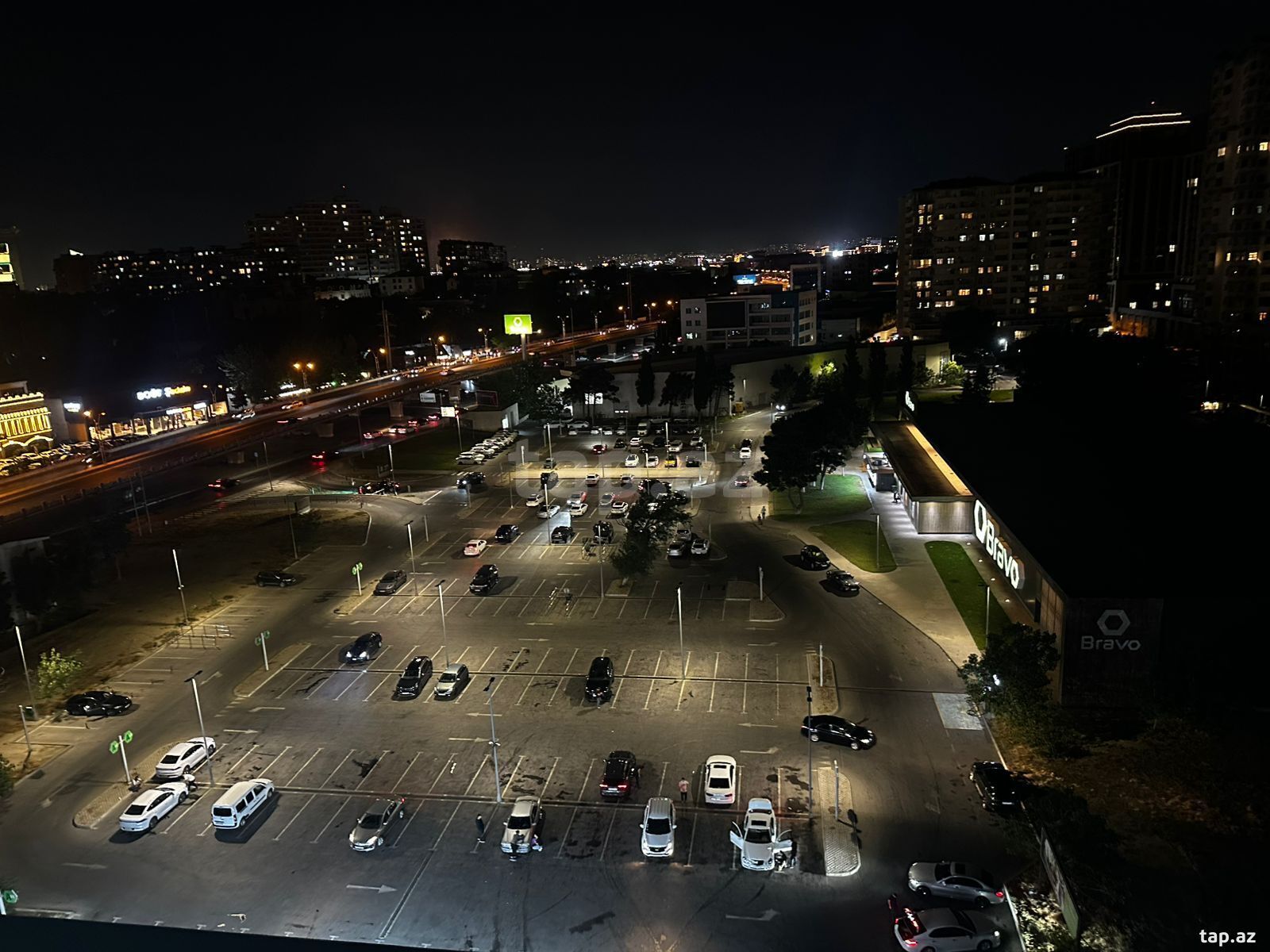 2-otaqlı yeni tikili kirayə verilir, Sənan Kərimov küç., 75 m²