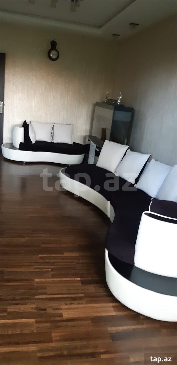 3-otaqlı mənzil kirayə verilir, M. Kazımovski küç. 31, 80 m²