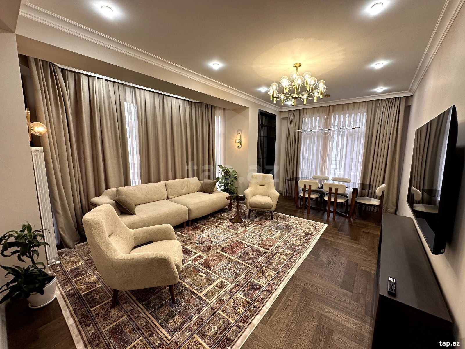 4-otaqlı yeni tikili, 28 May m., 175 m²