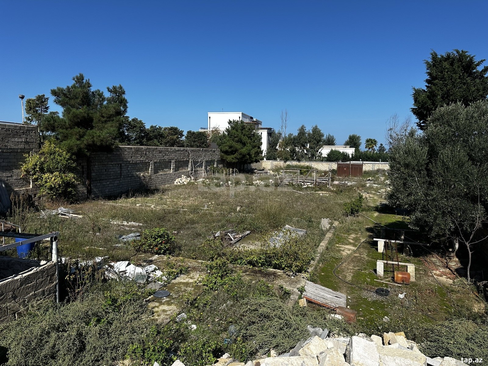 Land for sale, Baku