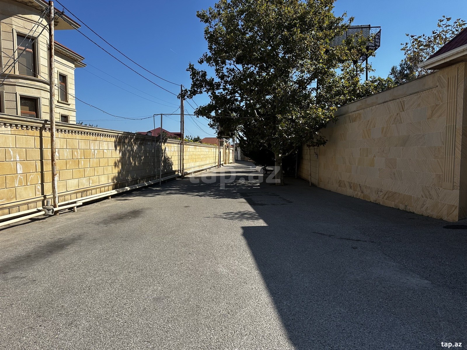 Land for sale, Baku
