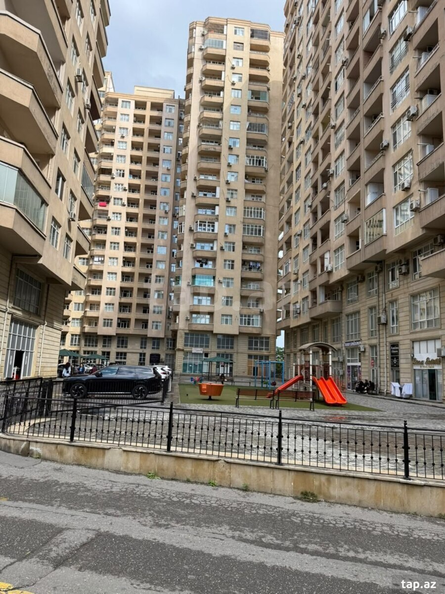4-комн. квартира на продажу, Баку