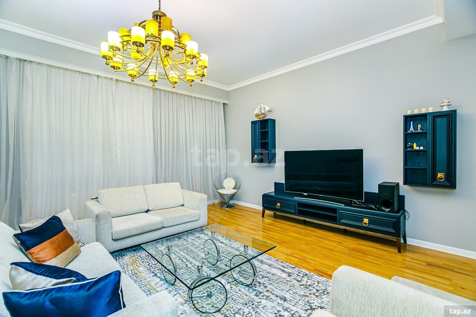 4-room apartment for rent, Baku