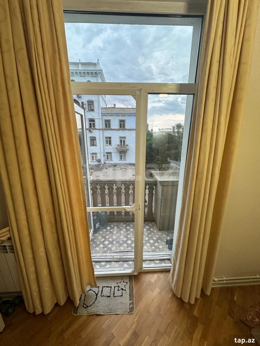 2 otaqlı mənzil satılır, Bakı