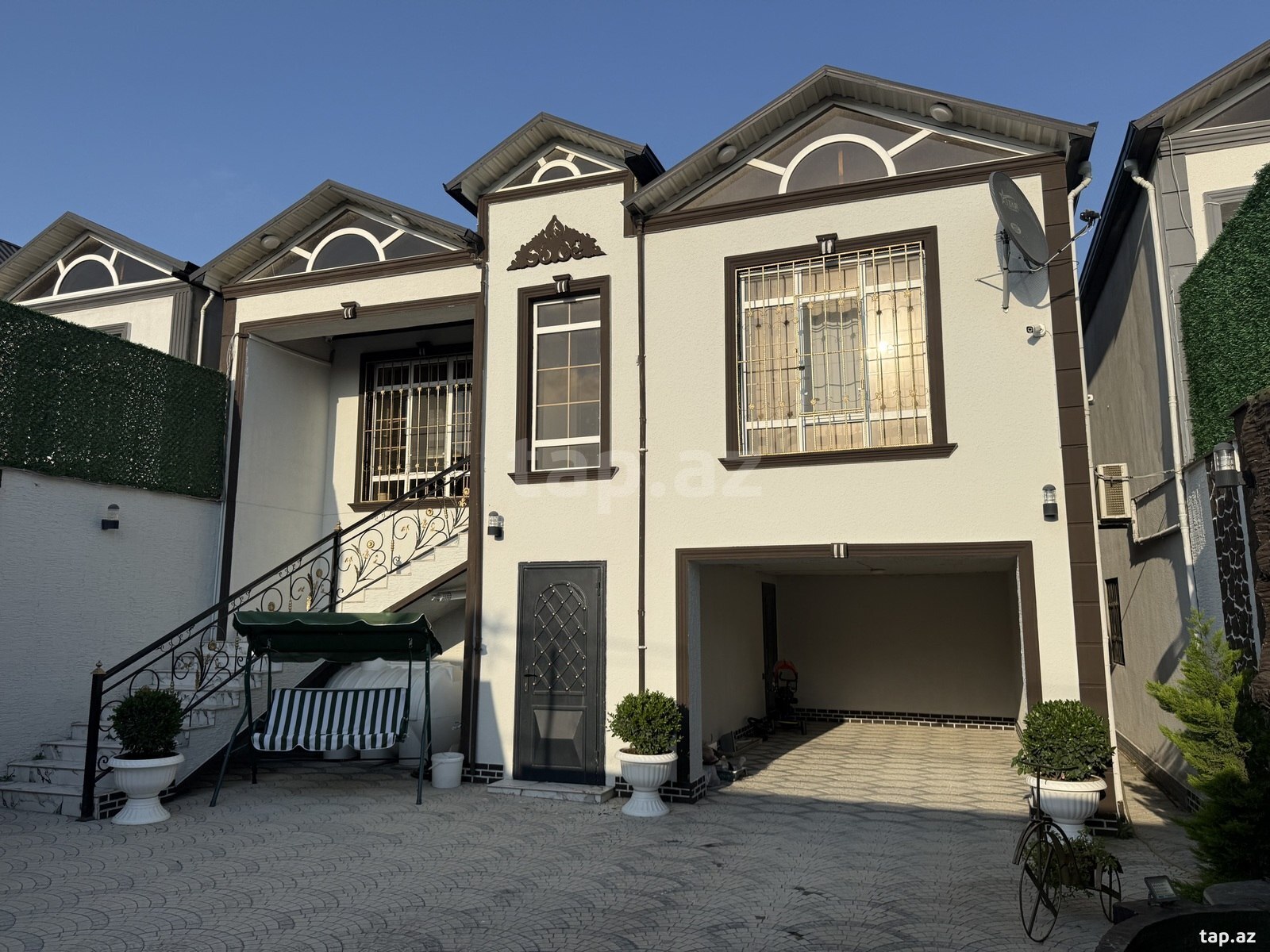 6 otaqlı həyət evi satılır, Bakı