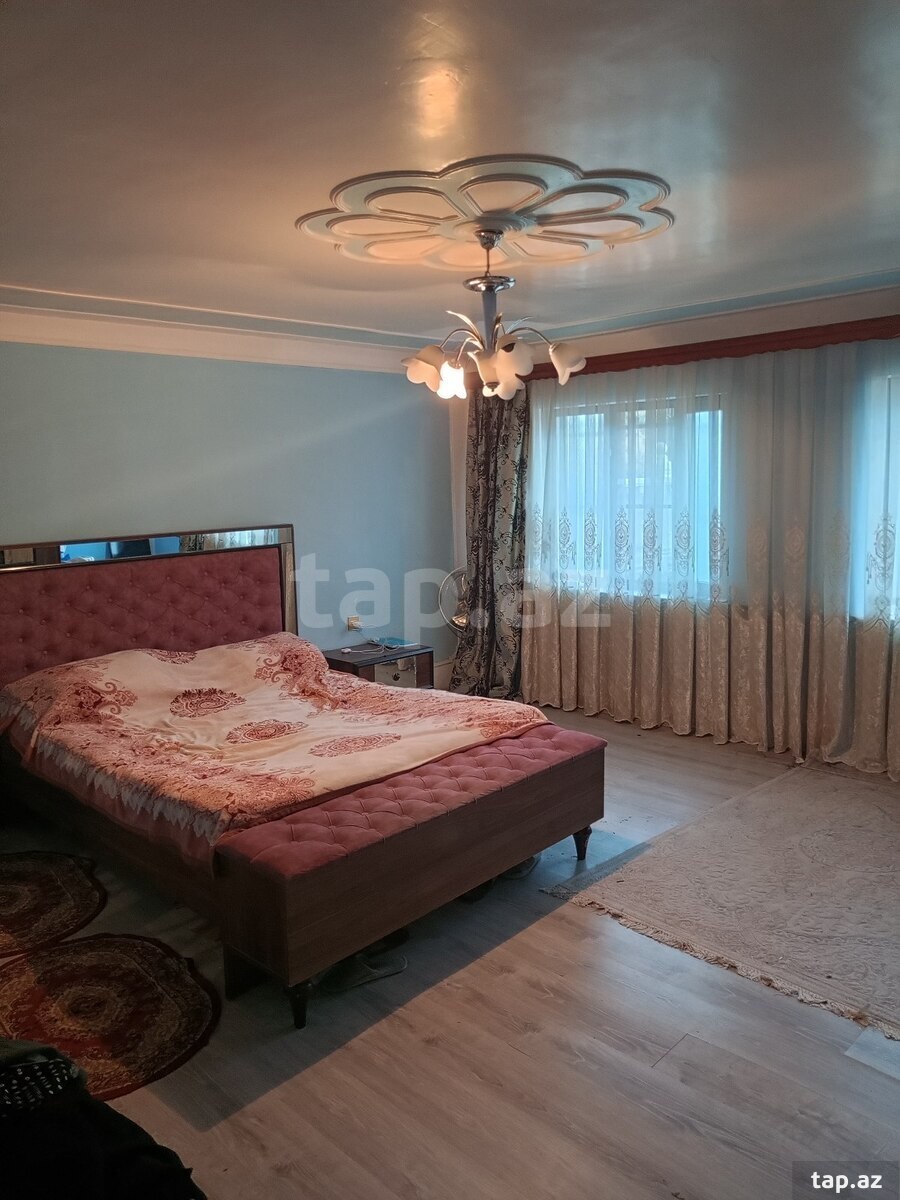 4 otaqlı həyət evi satılır, Gəncə
