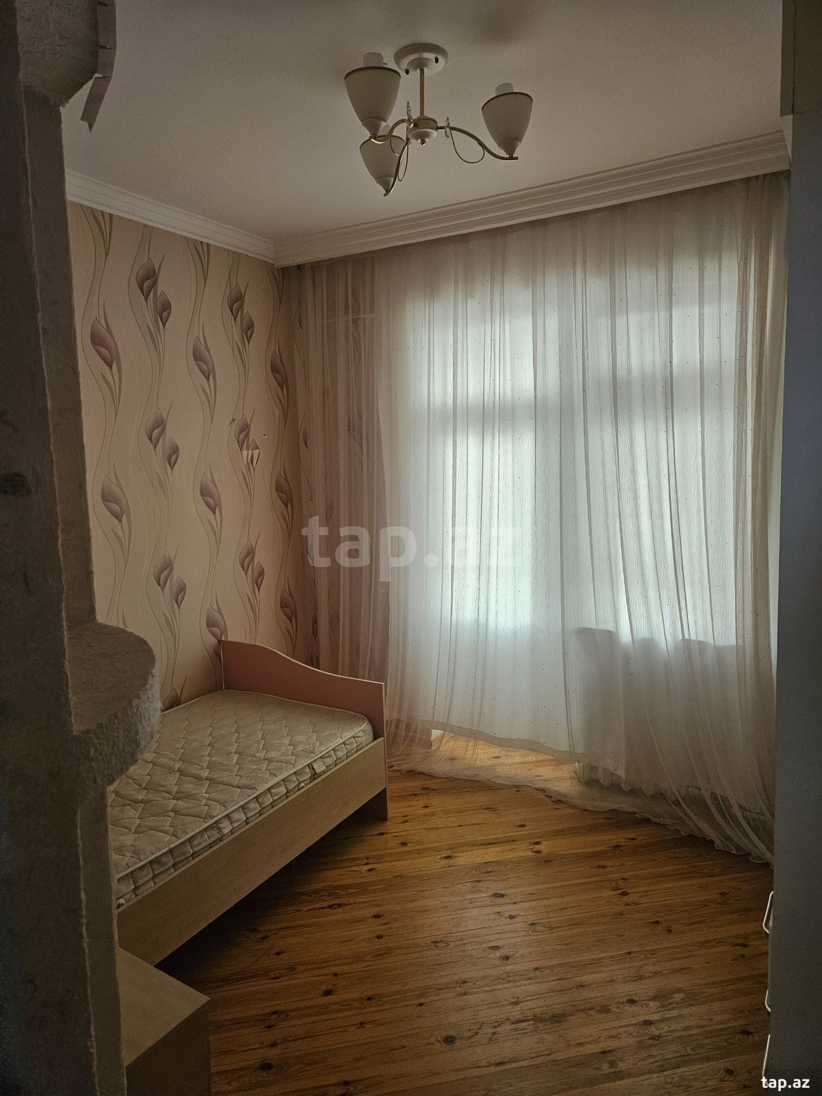 4-otaqlı mənzil, Cavanşir küç., 90 m²