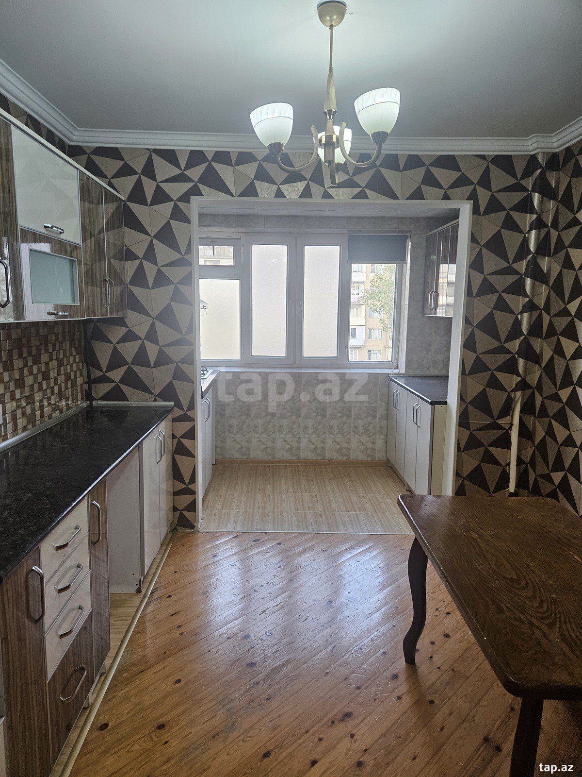 4-otaqlı mənzil, Cavanşir küç., 90 m²