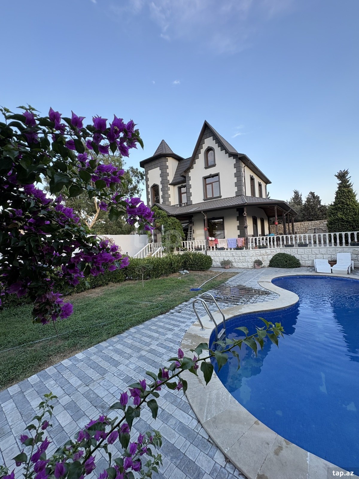4 otaqlı bağ evi kirayə verilir, Mərdəkan, Bakı
