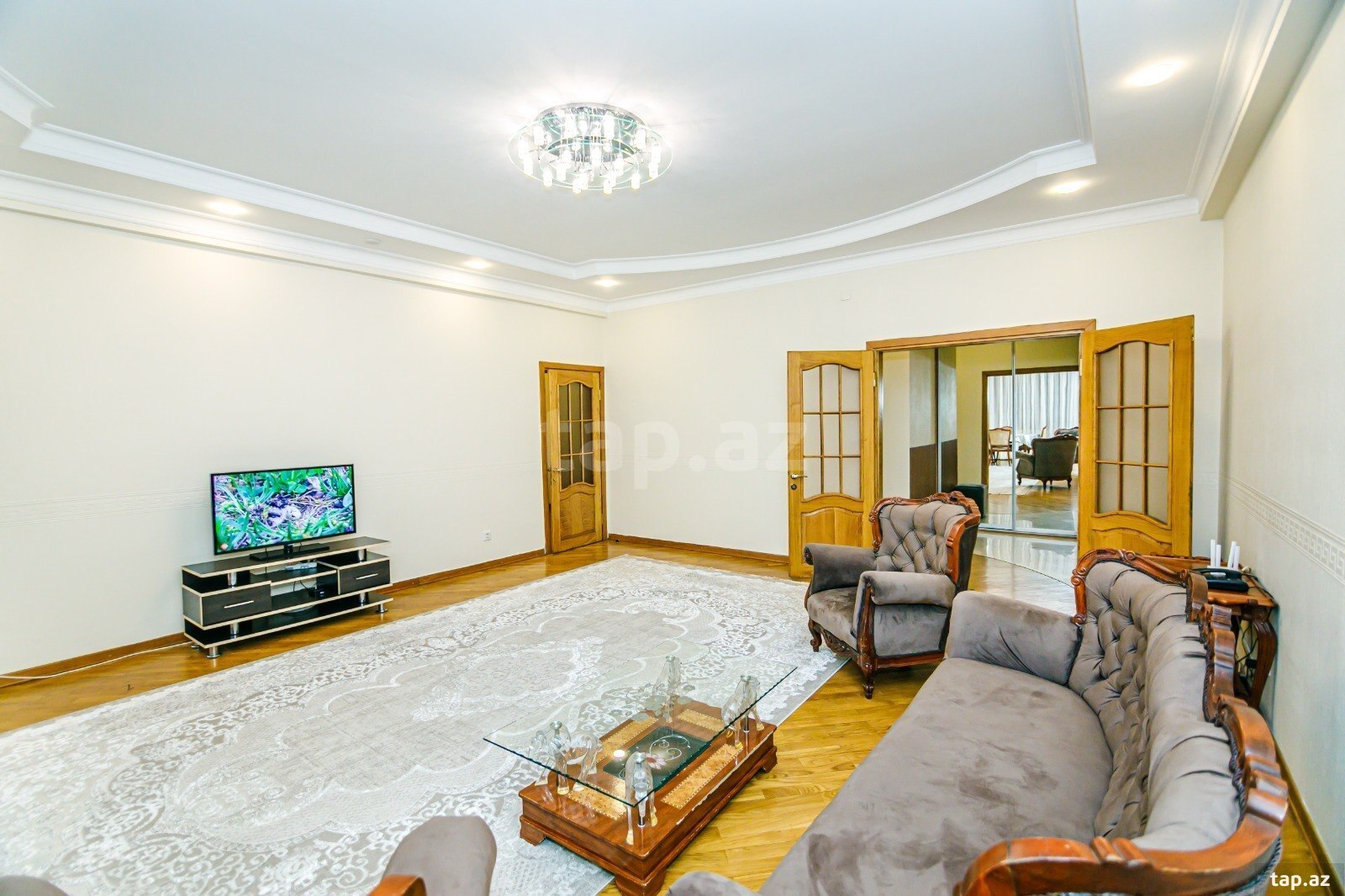 3 otaqlı mənzil kirayə verilir, Bakı