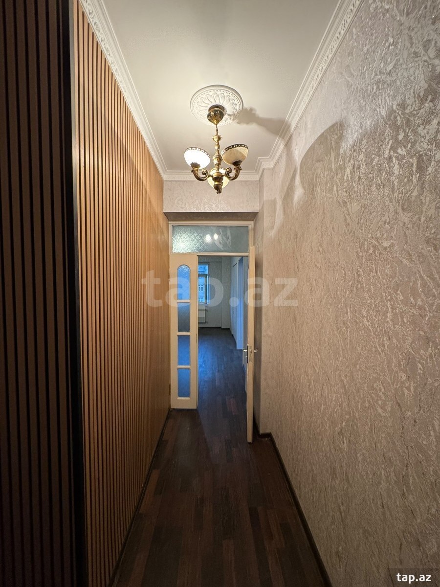 3-otaqlı yeni tikili, Mir Cəlal küç., 72 m²