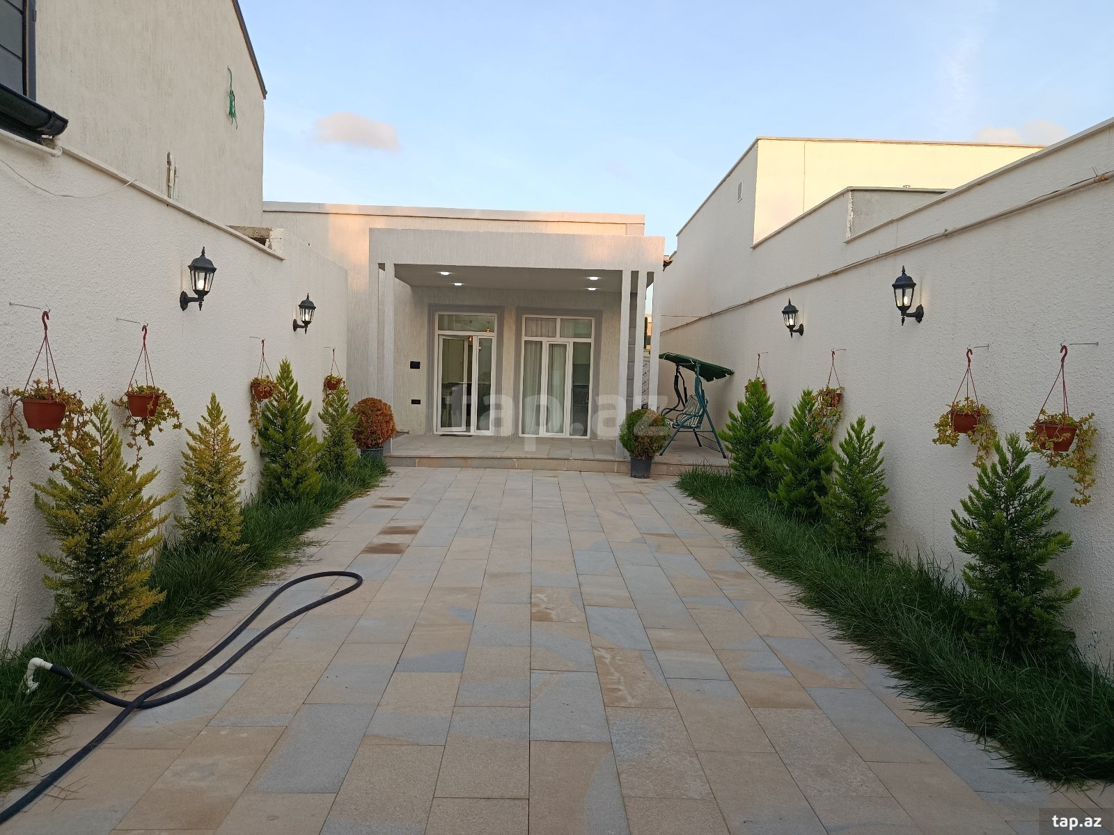 4 otaqlı həyət evi satılır, Mərdəkan, Bakı