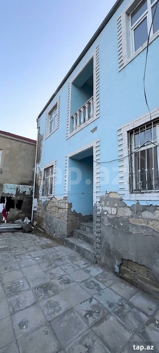 4 otaqlı həyət evi satılır, Bakı