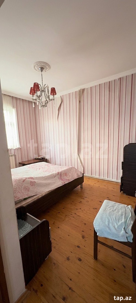 4 otaqlı həyət evi satılır, Bakı