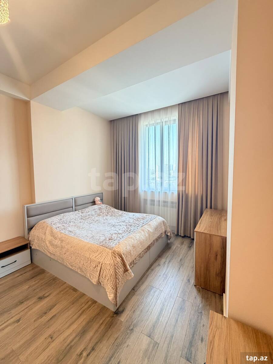 3-otaqlı yeni tikili, Memar Əcəmi m., 130 m²