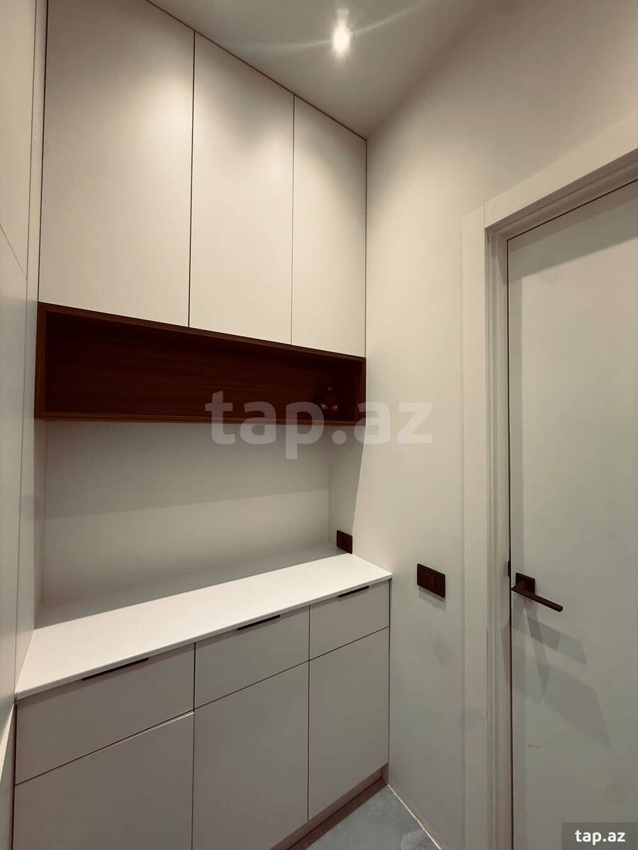 3-otaqlı yeni tikili, Sergey Senyuşkin küç. 83, 125 m²