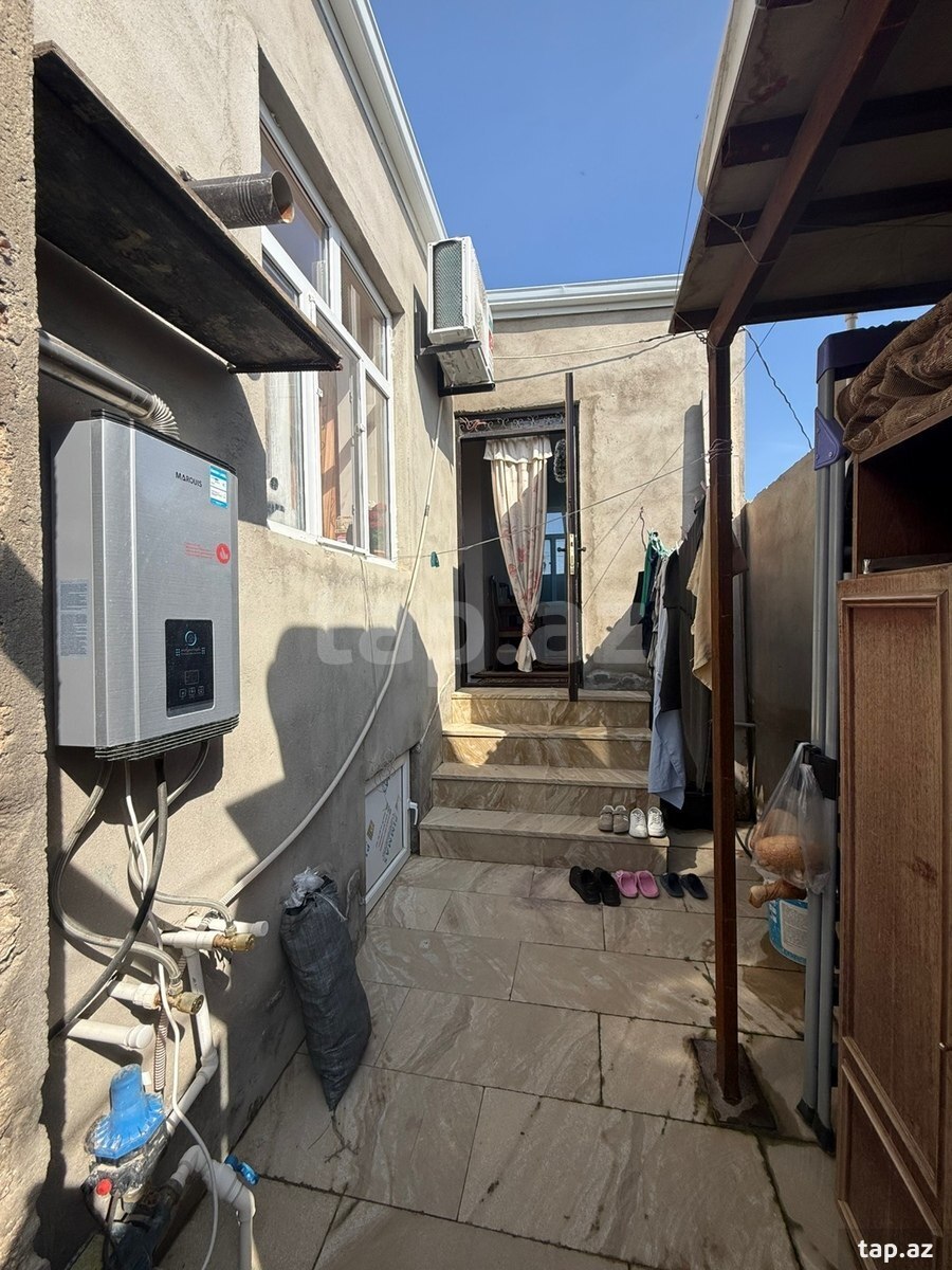 2 otaqlı həyət evi satılır, Binə, Bakı