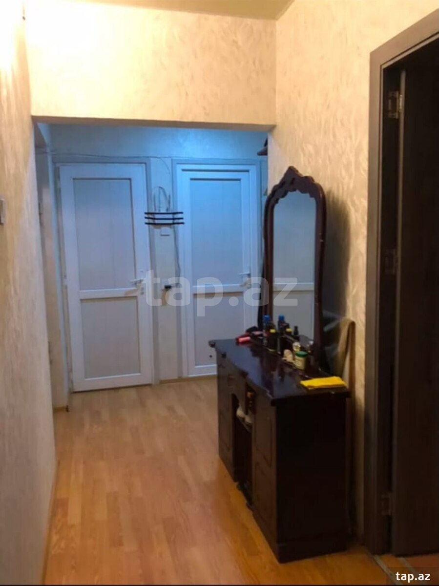 3 otaqlı mənzil satılır, Qaraçuxur, Bakı