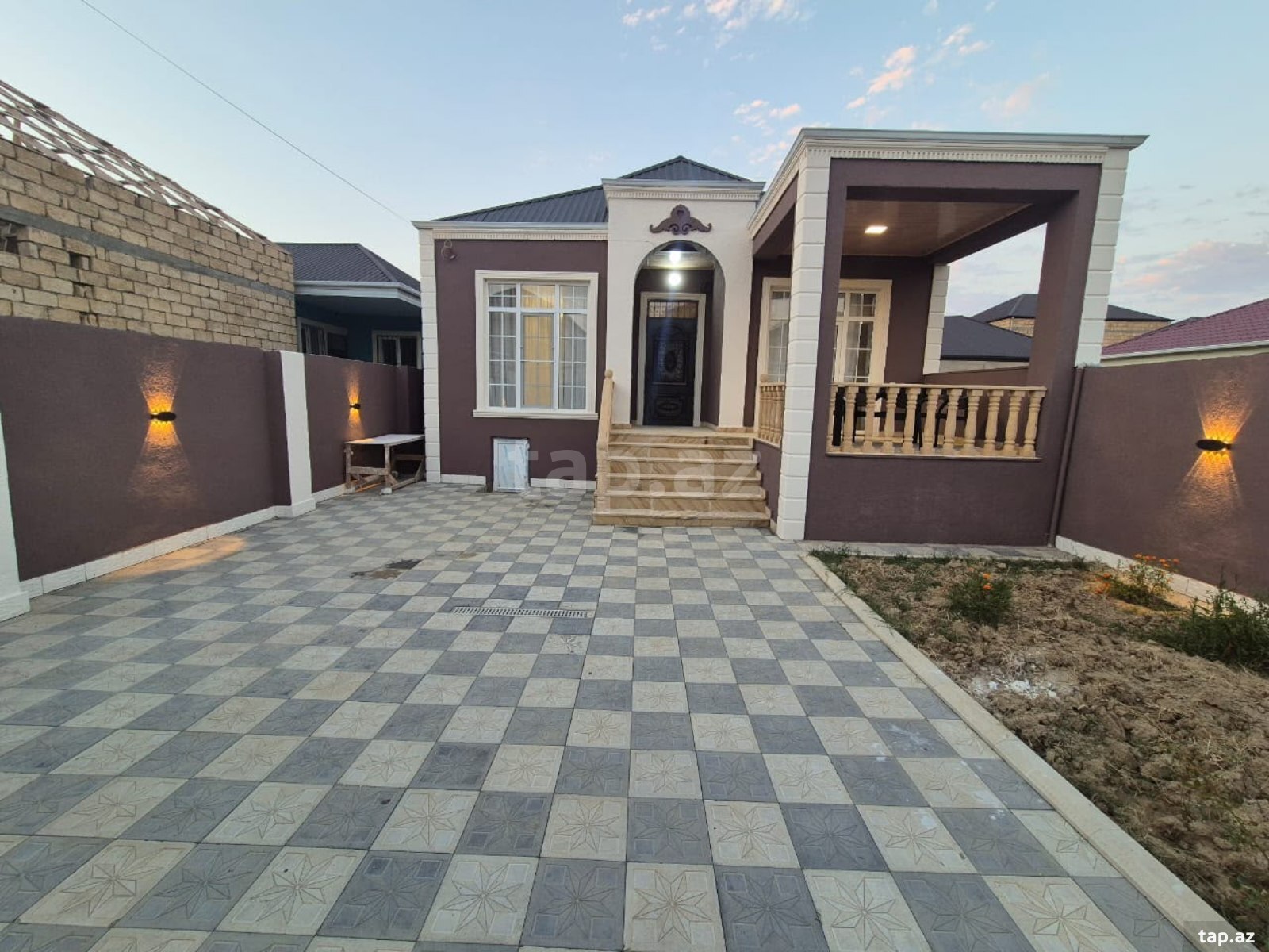 3 otaqlı həyət evi satılır, Bakı