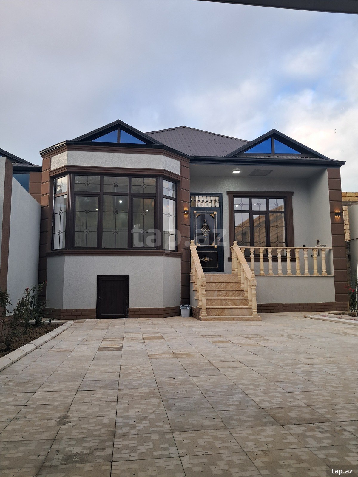3 otaqlı həyət evi satılır, Bakı