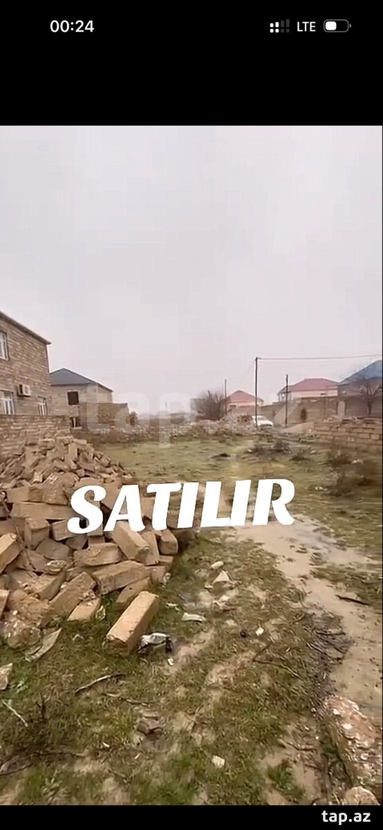 Torpaq satılır, Bakı