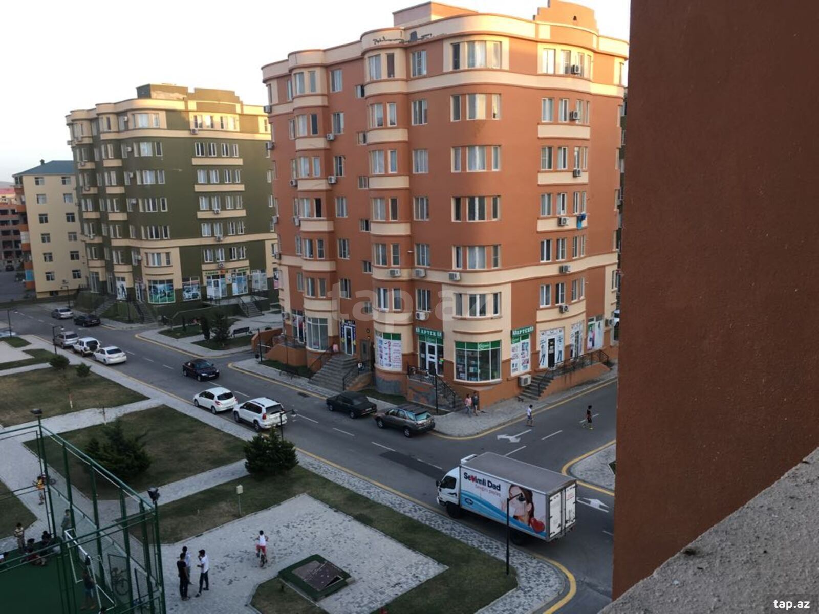 2-комн. квартира в аренду, Баку