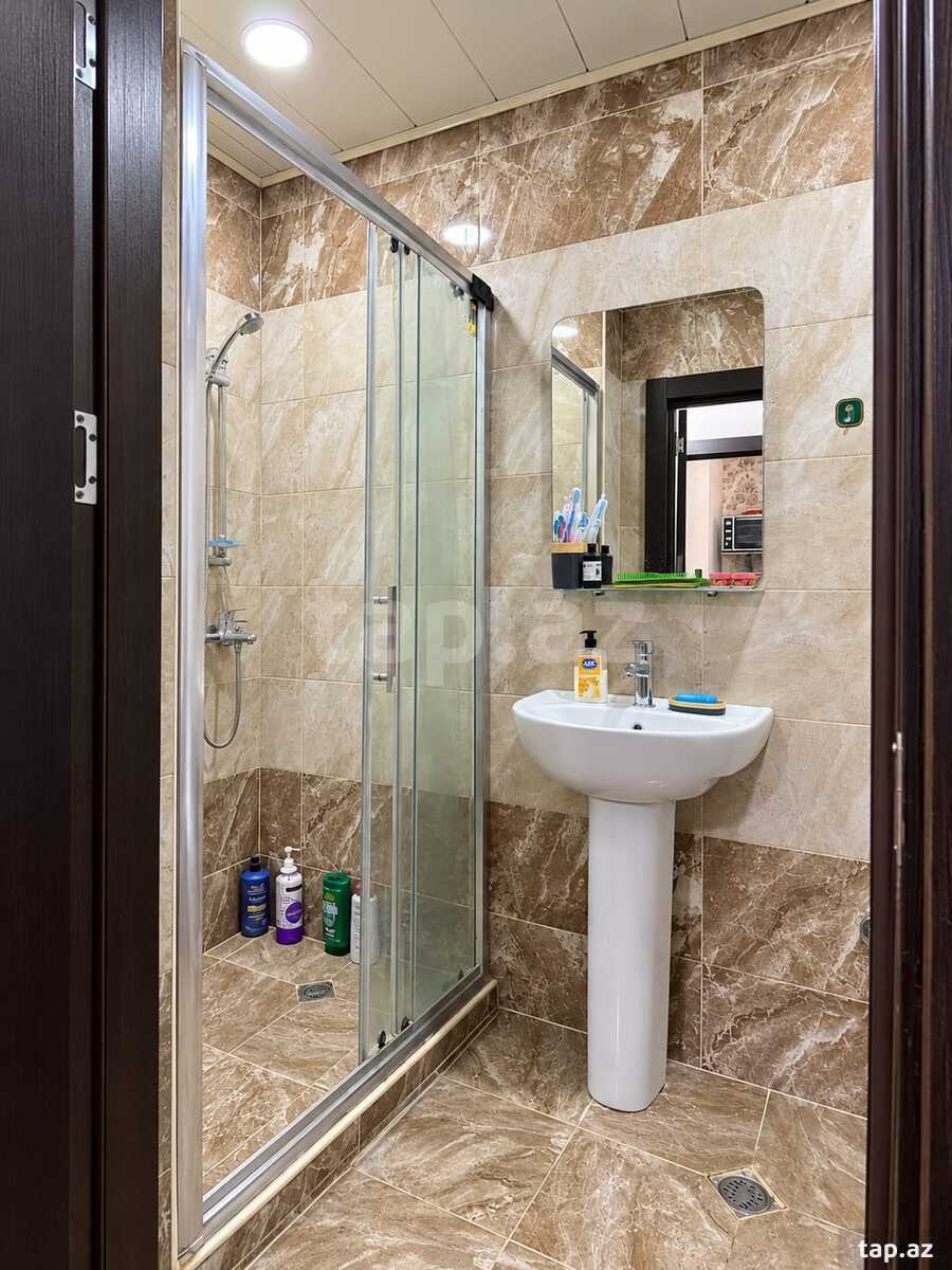 2 otaqlı mənzil kirayə verilir, 10-cu mikrorayon, Sumqayıt