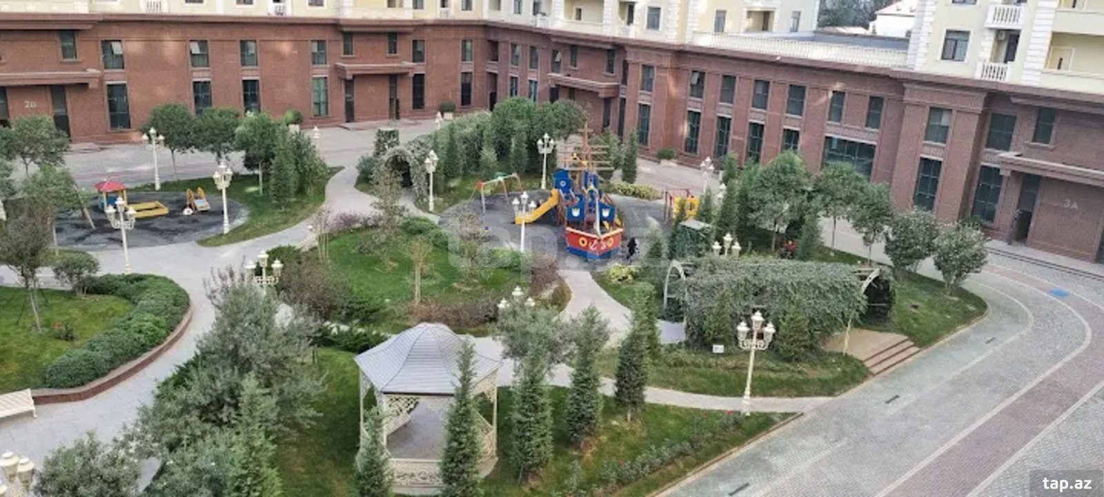 2 otaqlı mənzil kirayə verilir, Bakı