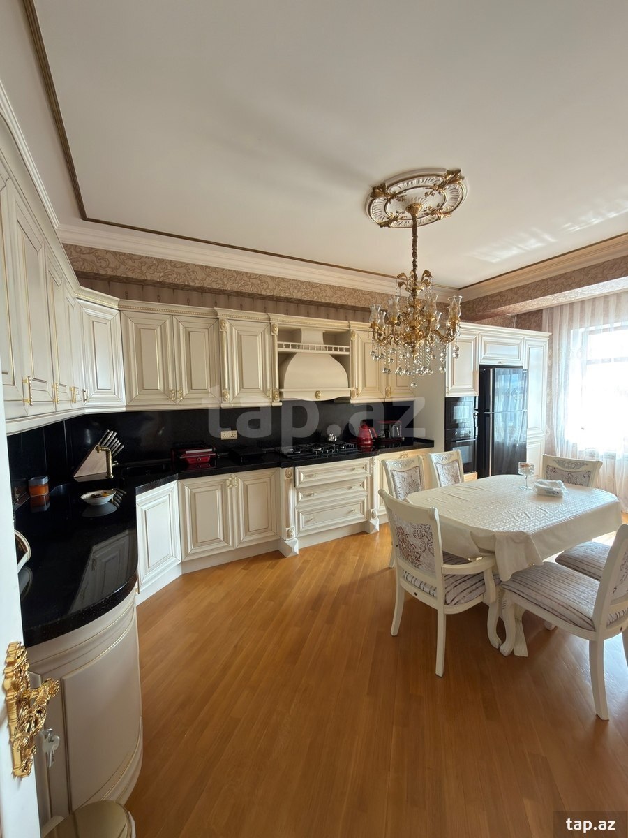 5 otaqlı mənzil satılır, Səbail, Bakı