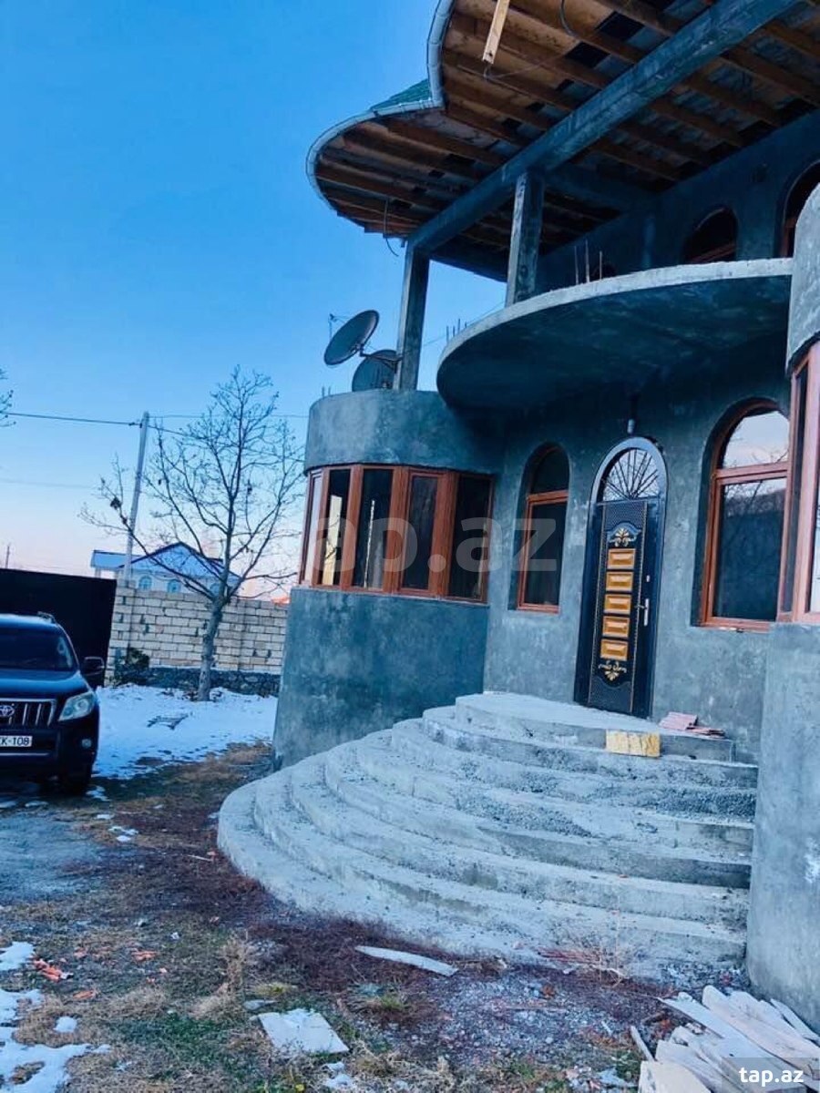 7-room private house for sale, Qax