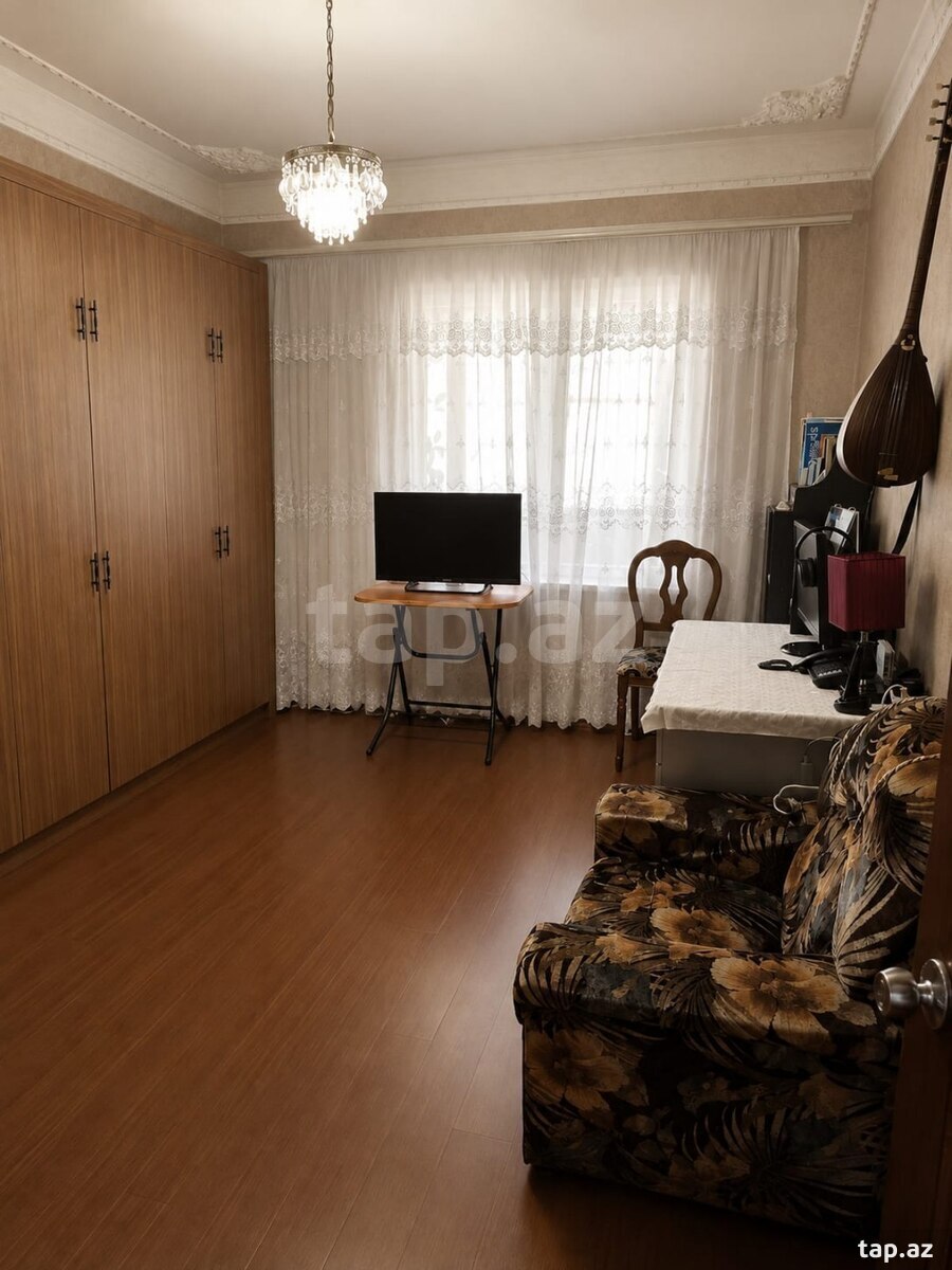 4 otaqlı mənzil satılır, Bakı