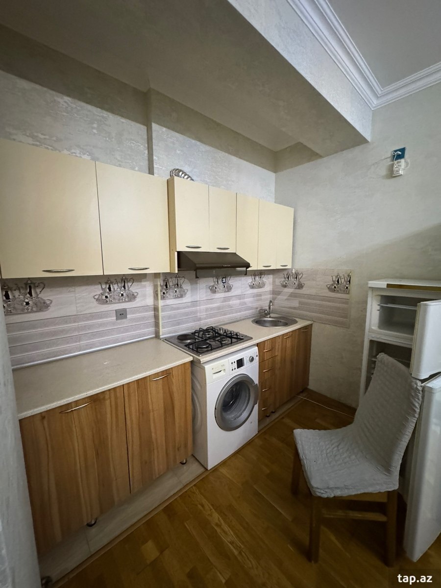 2 otaqlı mənzil kirayə verilir, Bakı
