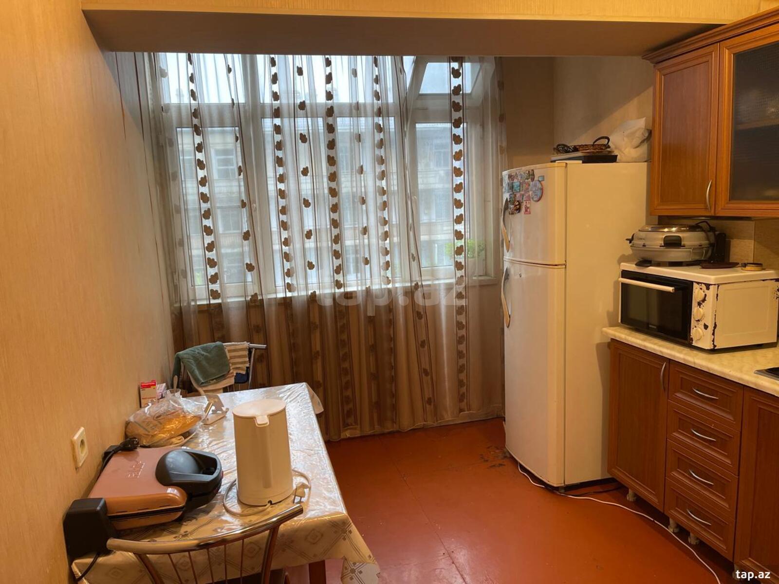 2-комн. квартира на продажу, Баку