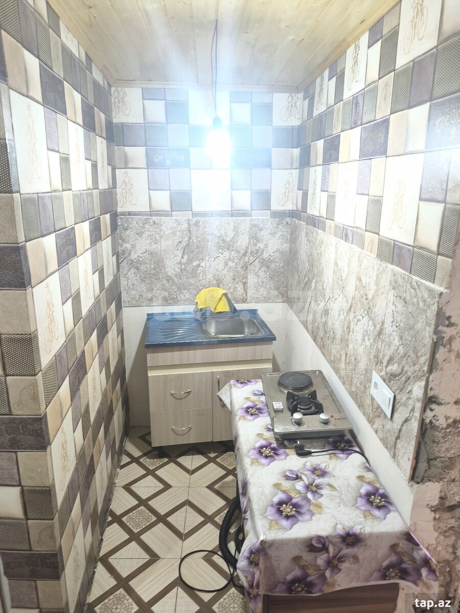 1 otaqlı həyət evi kirayə verilir, Maştağa, Bakı