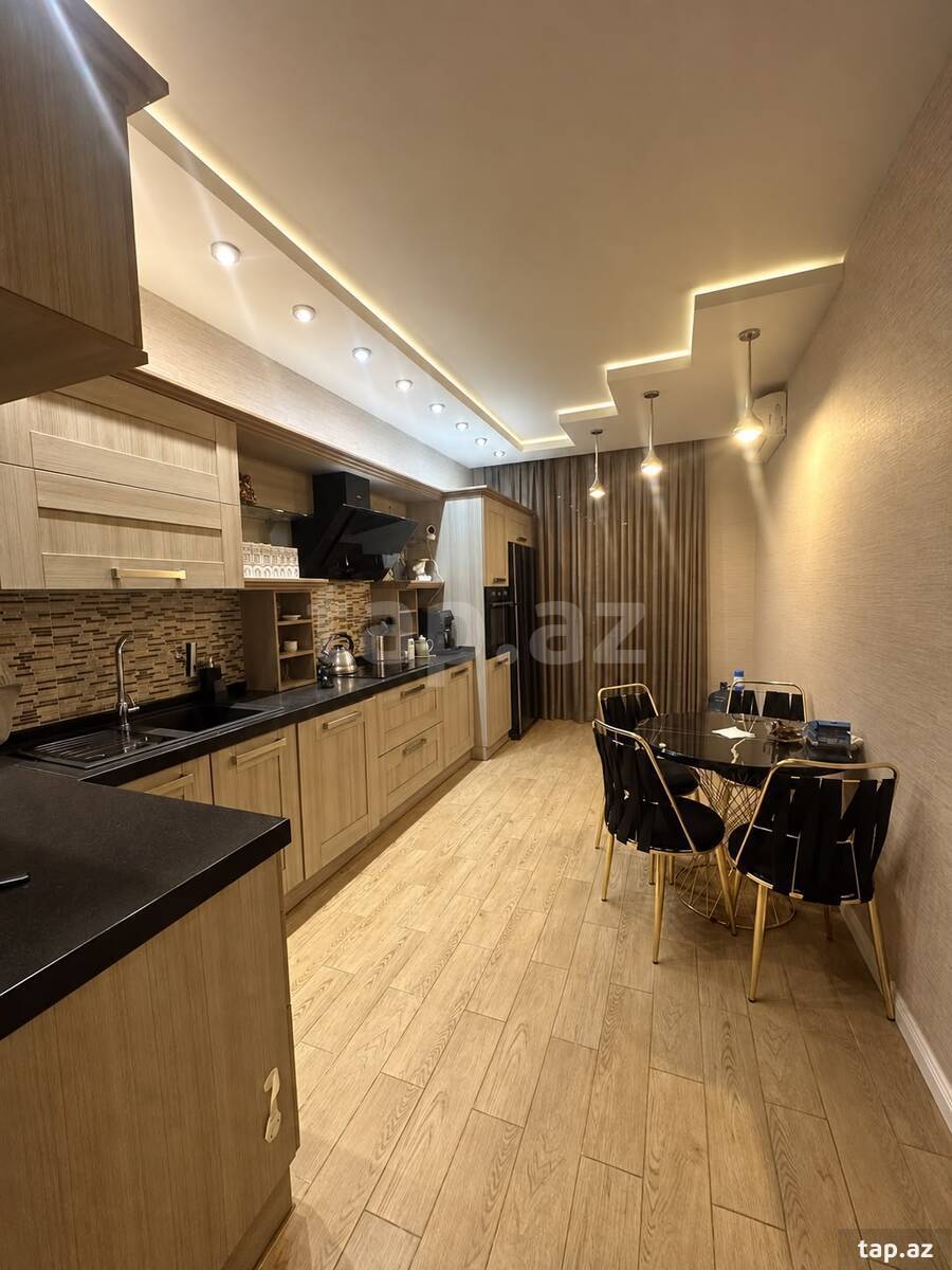 4-room apartment for sale, Baku