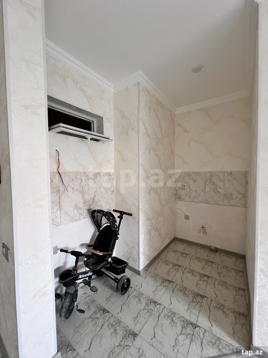 2 otaqlı mənzil satılır, Bakı