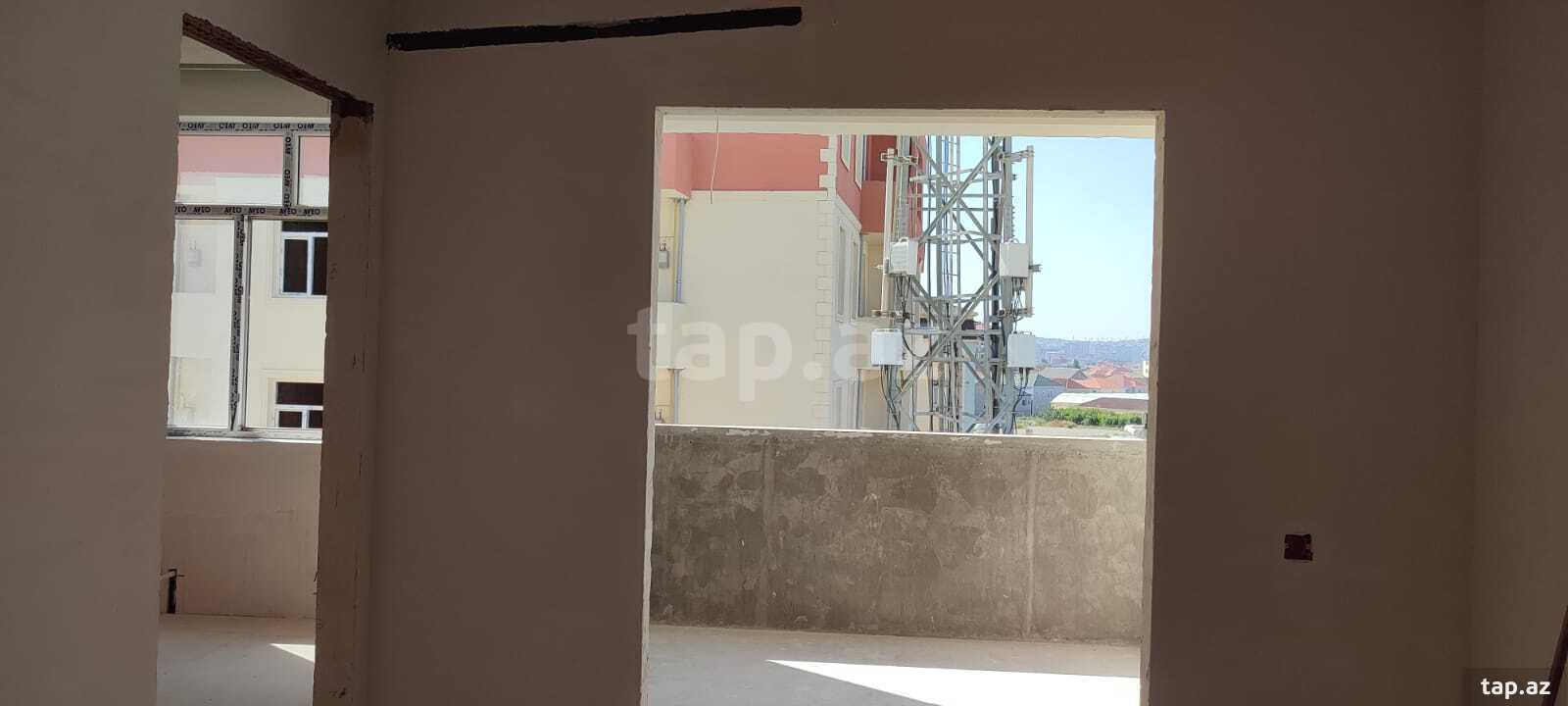 3 otaqlı mənzil satılır, Bakı