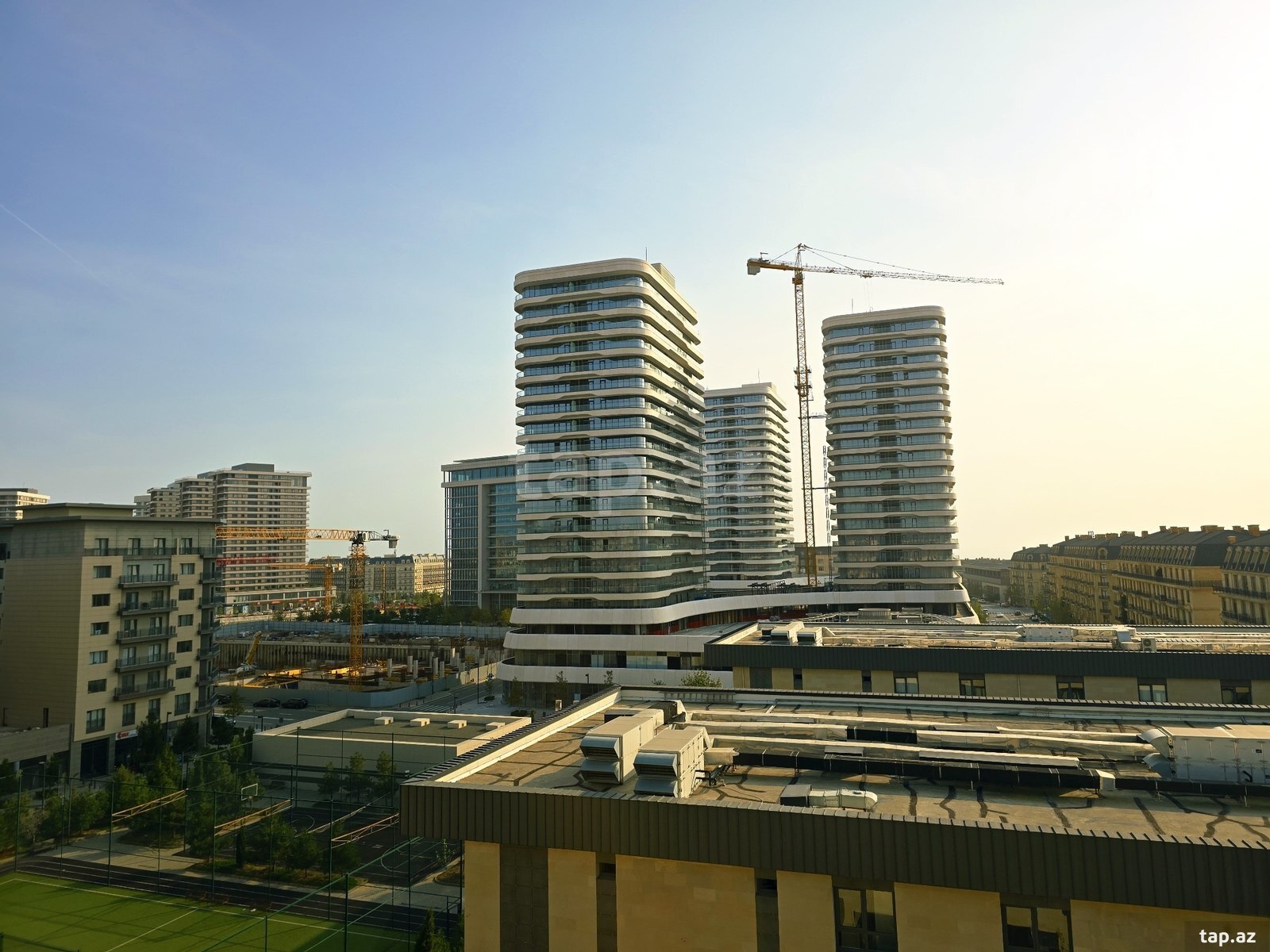 4 otaqlı mənzil satılır, Ağ şəhər, Bakı