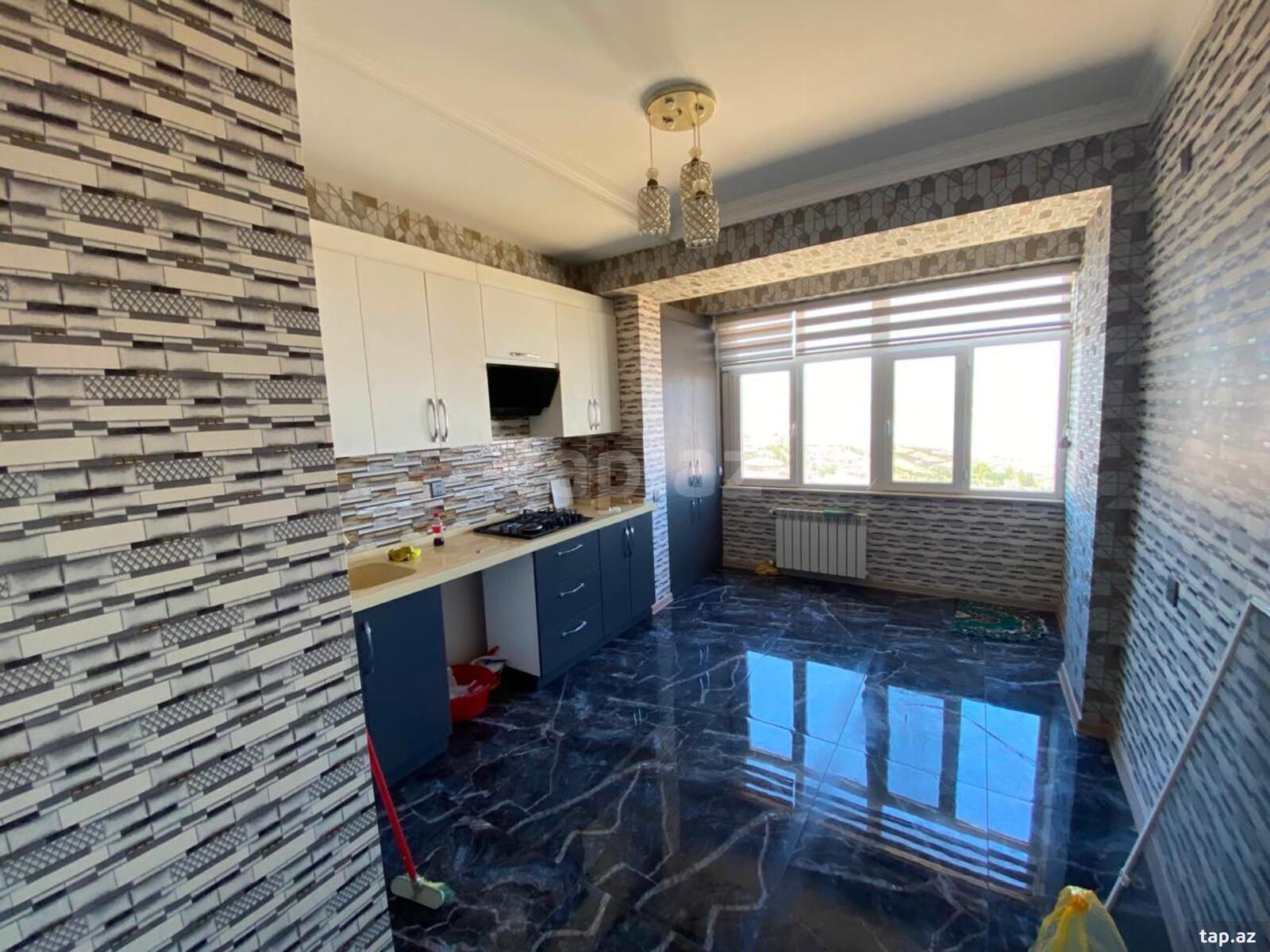3 otaqlı mənzil satılır, Bakı